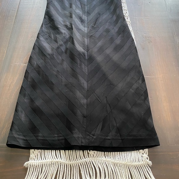 NWT J. McLaughlin Beverly sleeveless striped sheath dress - Picture 3 of 9